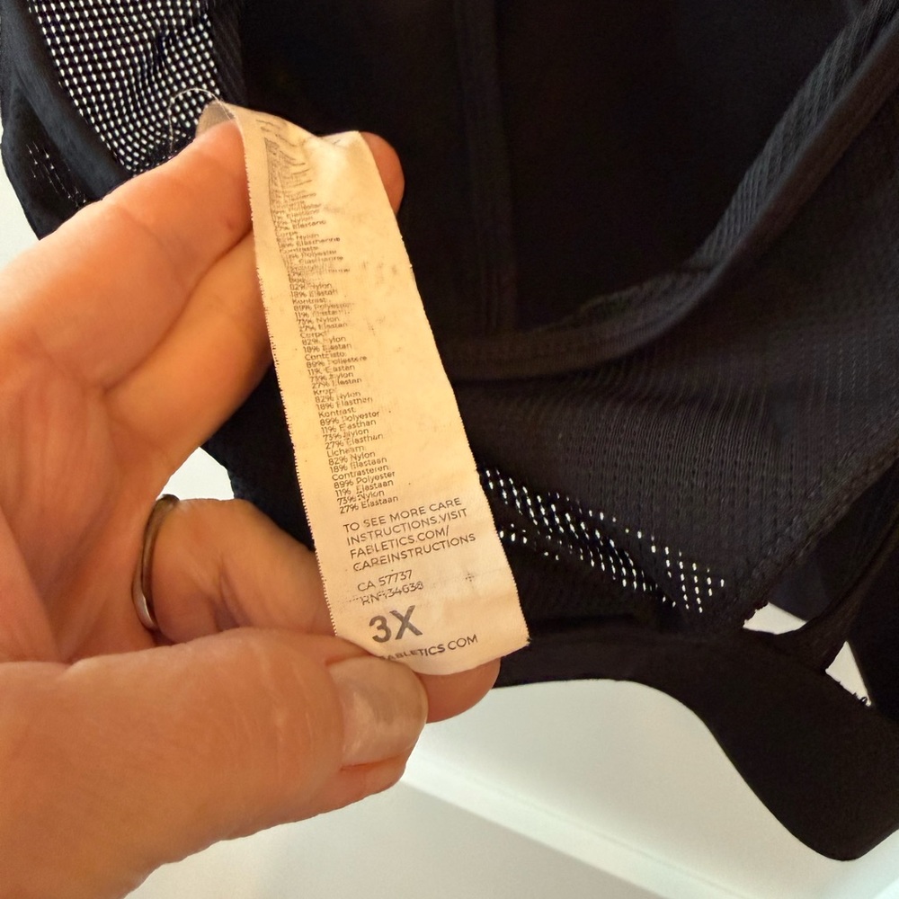 Fabletics 3X Active bra - Picture 3 of 3